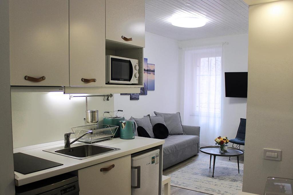 Love Apartment Rovigno Esterno foto