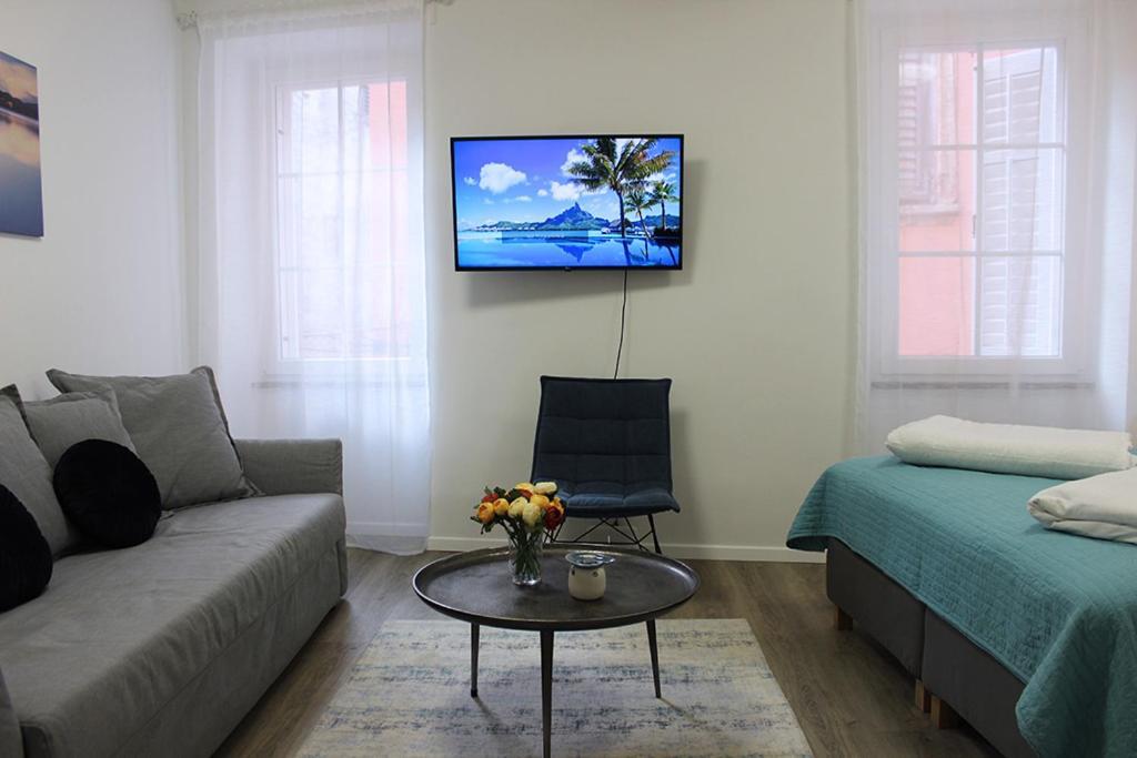 Love Apartment Rovigno Esterno foto